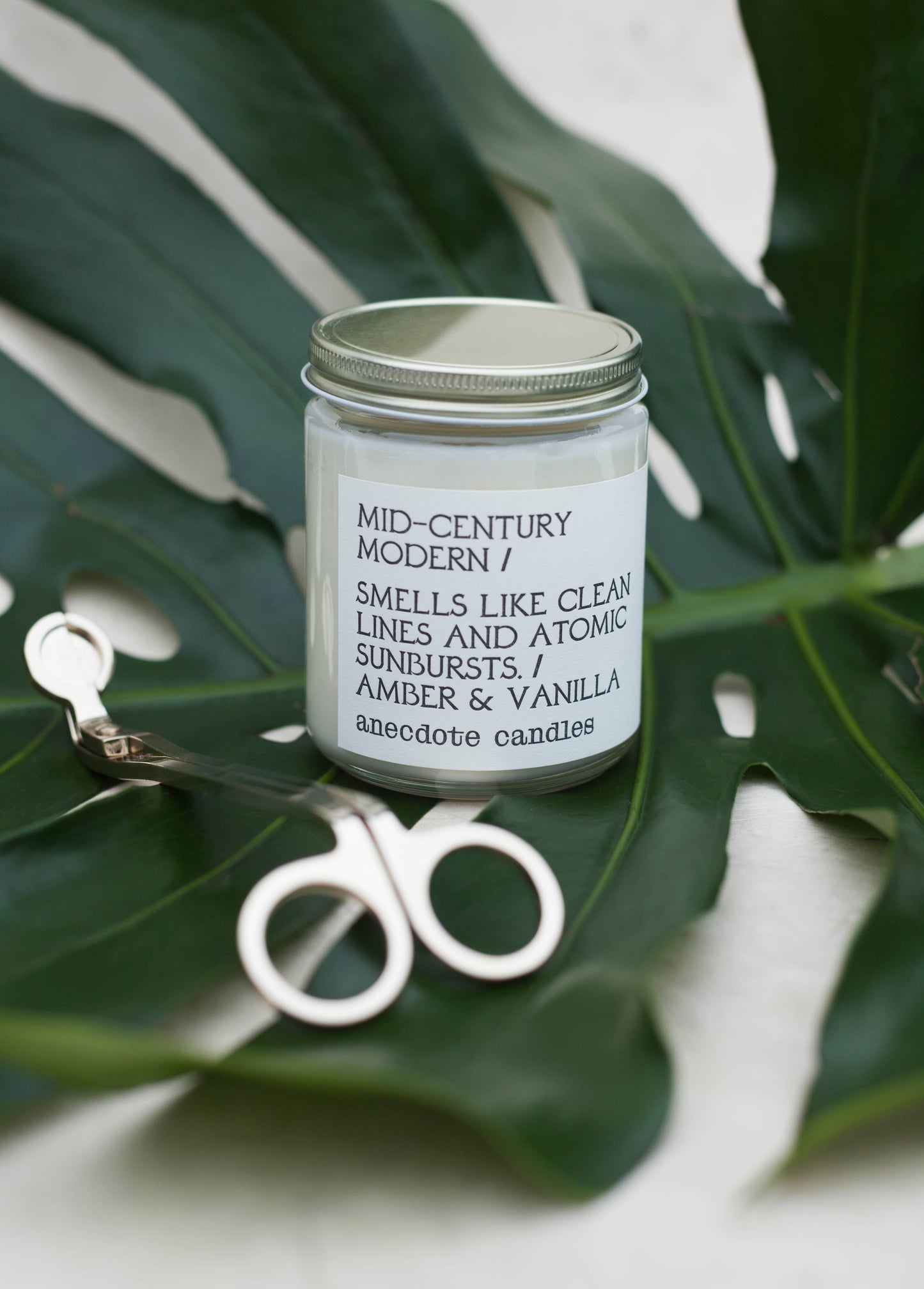 Mid-century Modern (Amber & Vanilla) Candle