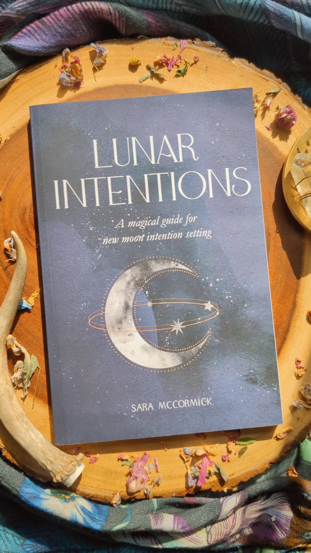 Lunar Intentions Book