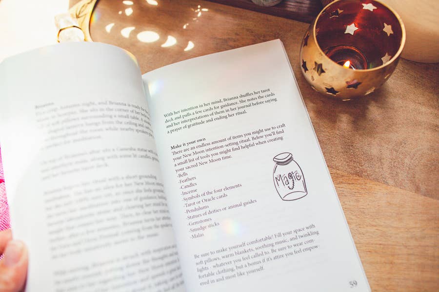 Lunar Intentions Book