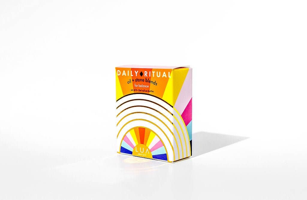 D A I L Y    R I T U A L    oil + stone blend