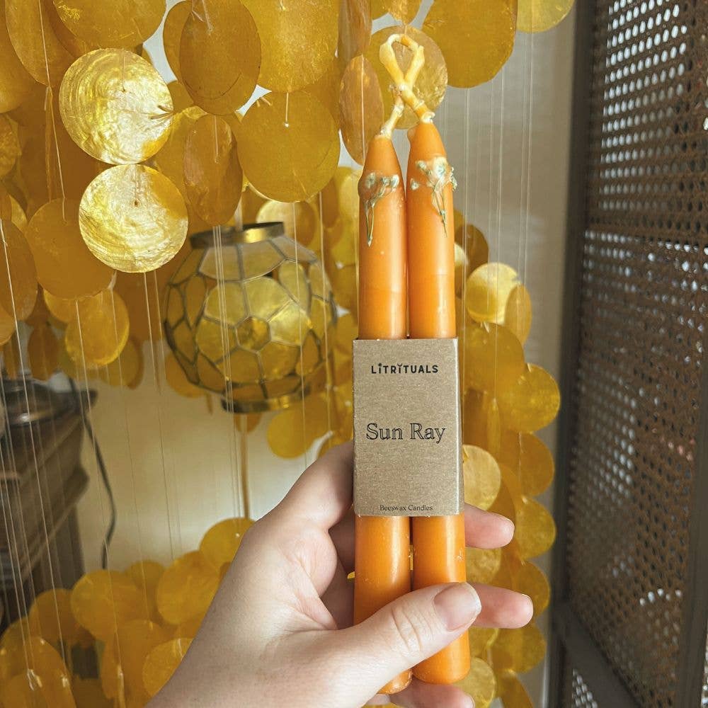 'Sun Ray' Beeswax Taper Candles