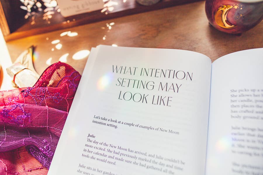Lunar Intentions Book