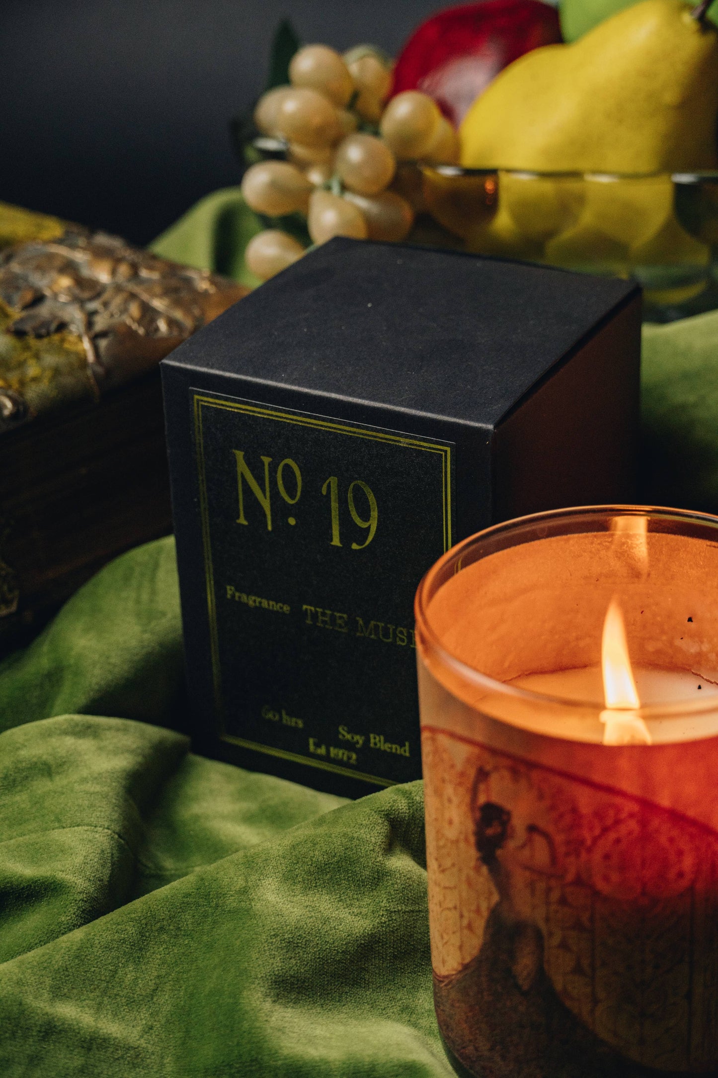 No 19 Muse Wood Wrapped Candle